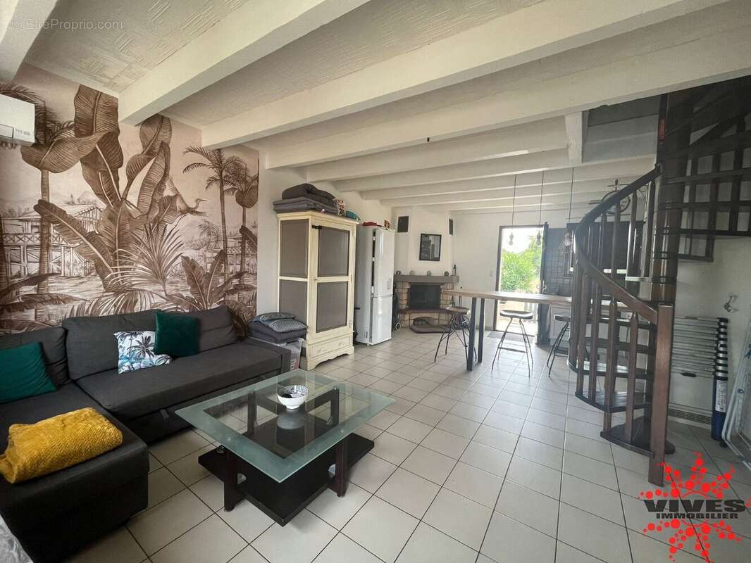 Maison R+1 proche plage - Idéal résidence secondaire ou investissement à Valras-Plage ! - photo 2