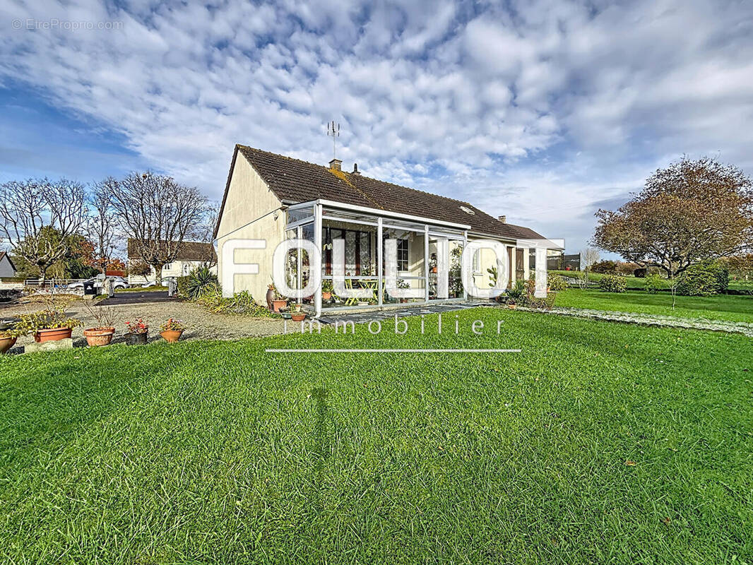 Maison à SAINT-JEAN-DES-CHAMPS