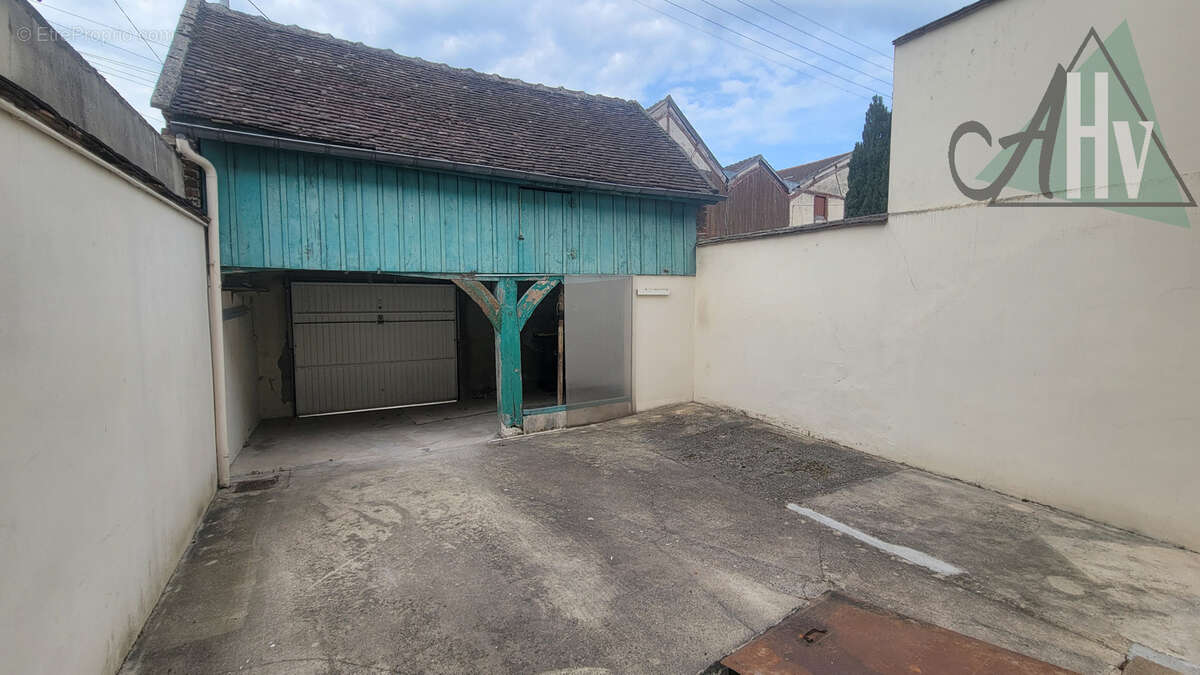 Maison à BRAY-SUR-SEINE