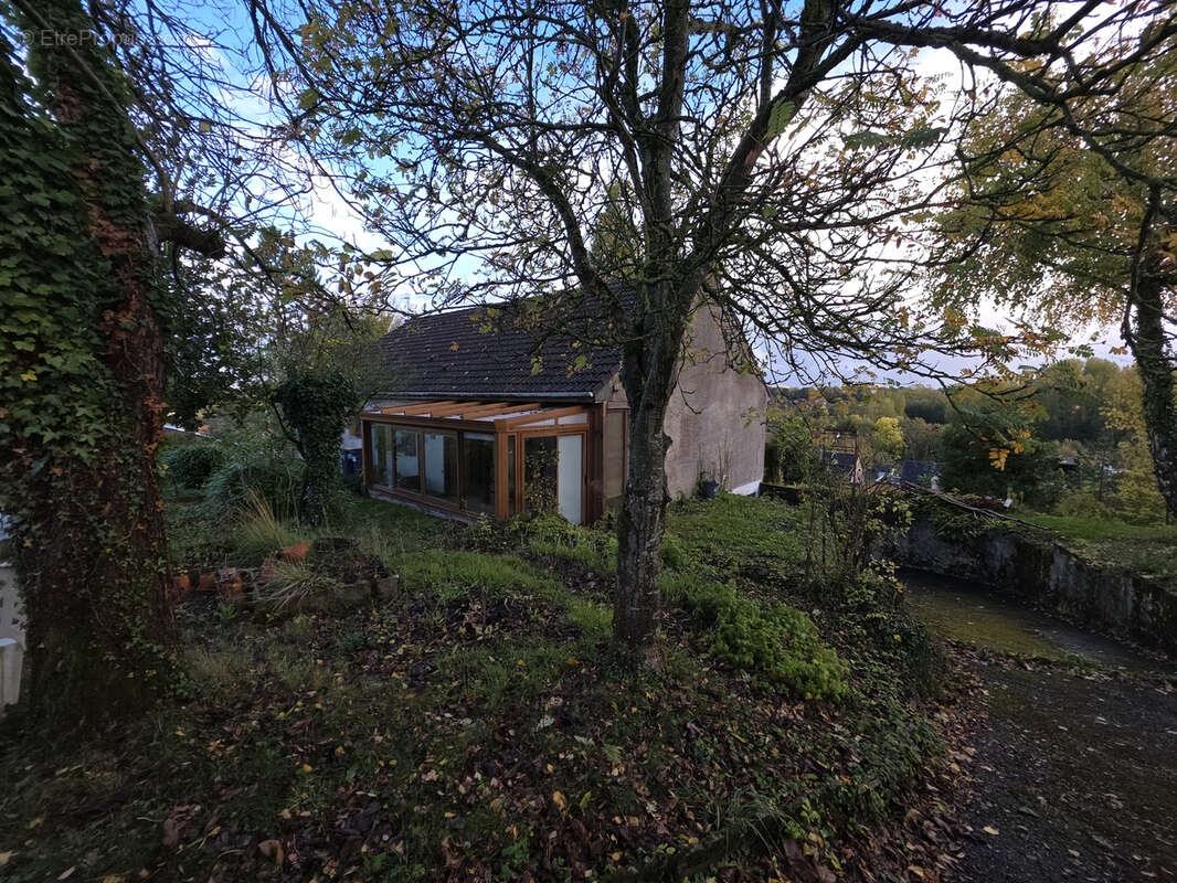 Maison à CAMBLAIN-CHATELAIN