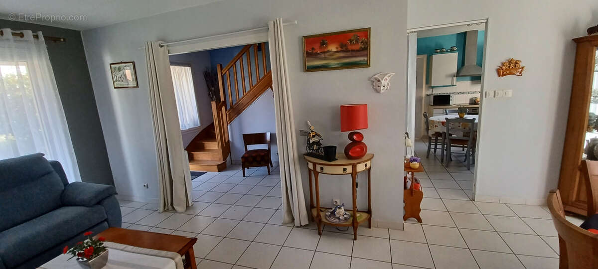 Maison à LE RELECQ-KERHUON