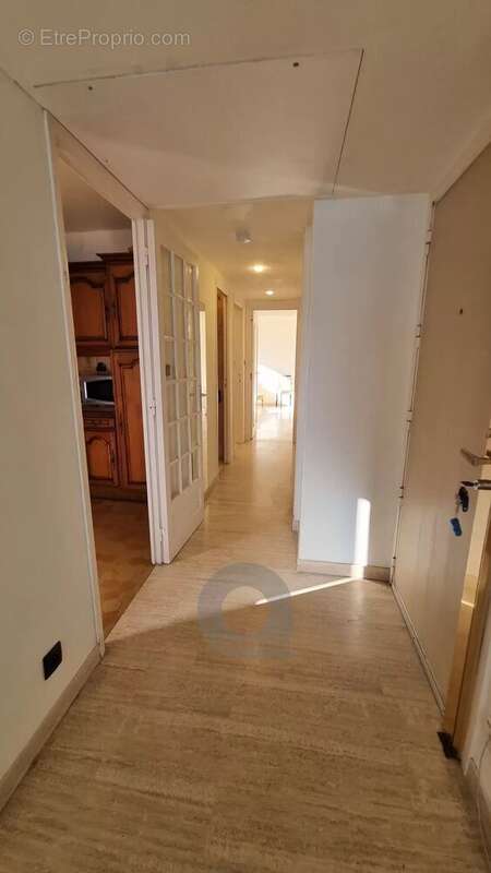 Appartement à ROQUEBRUNE-CAP-MARTIN