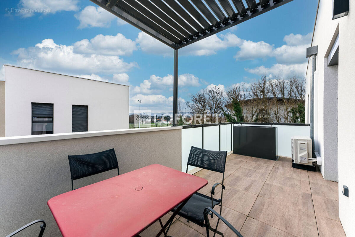 Appartement à SAINTE-FOY-LES-LYON