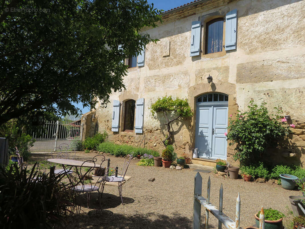 Maison à MALABAT