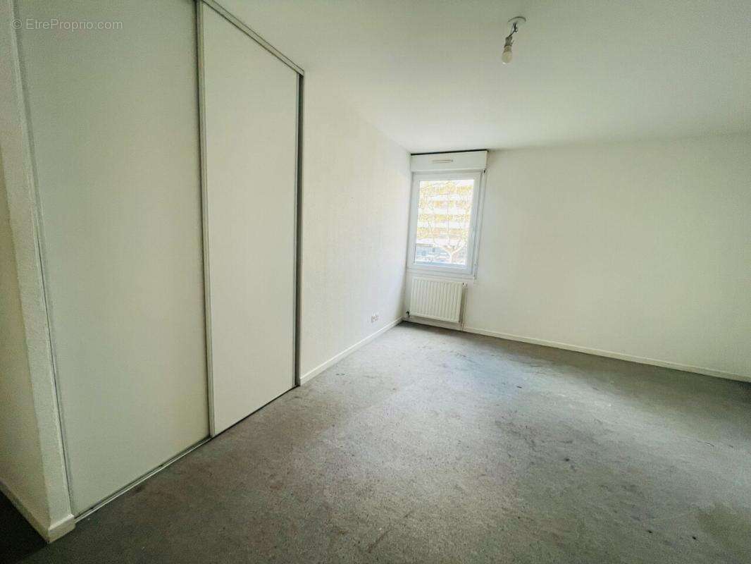 Appartement à ROMANS-SUR-ISERE