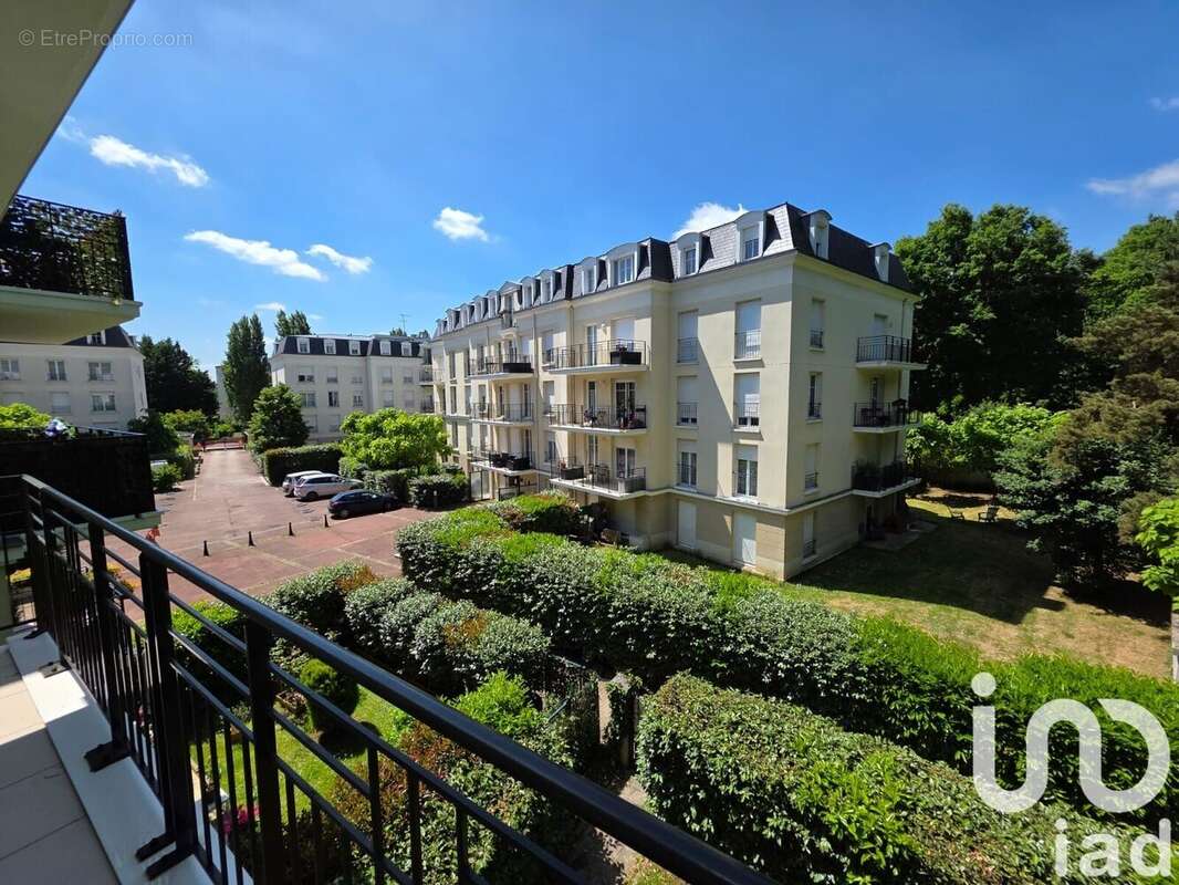 Photo 6 - Appartement à LE PLESSIS-TREVISE