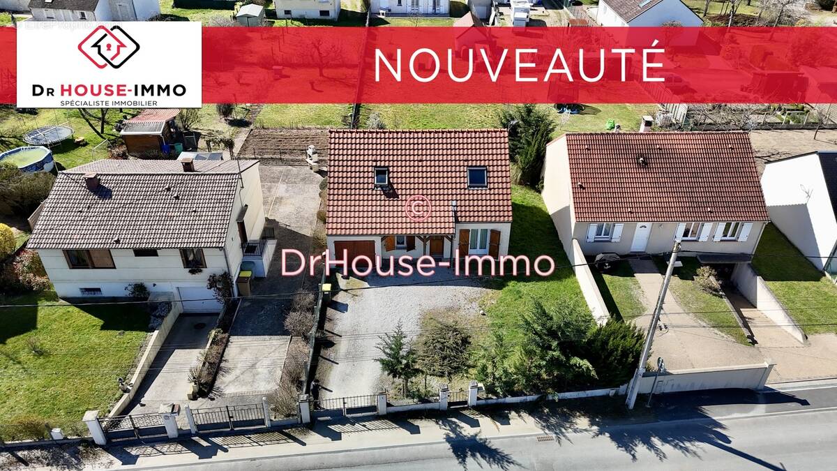 Maison à CORQUILLEROY