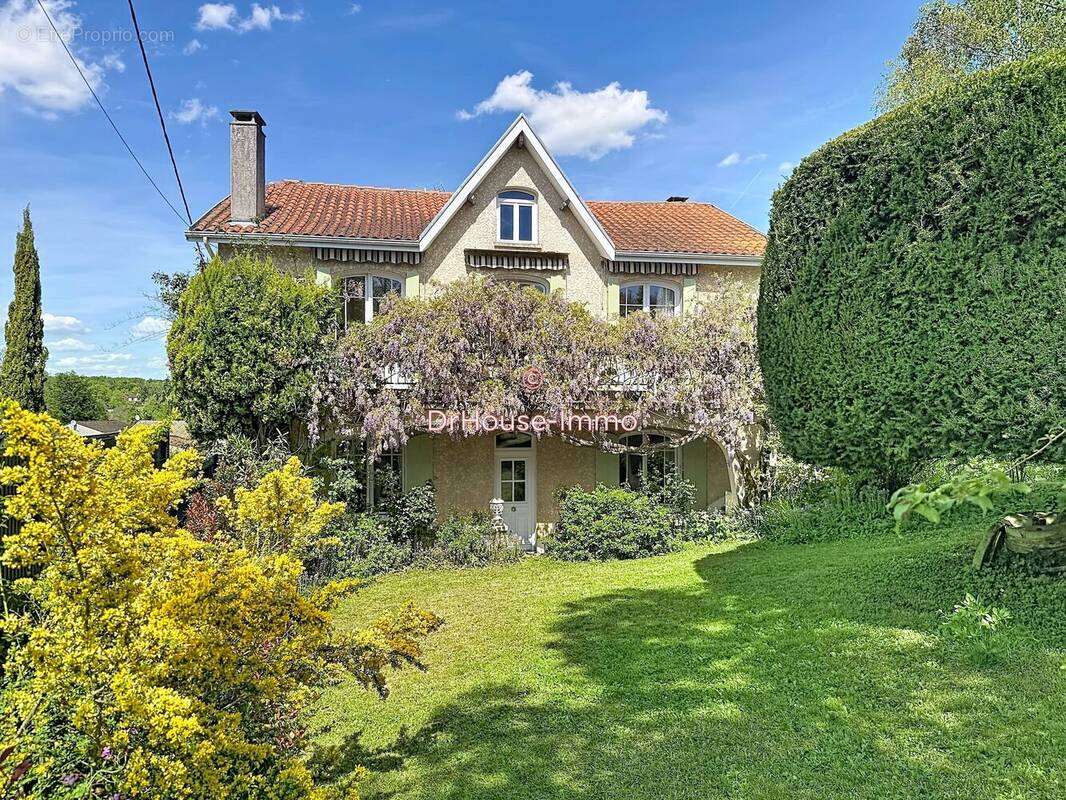 Maison à L'ISLE-D'ESPAGNAC