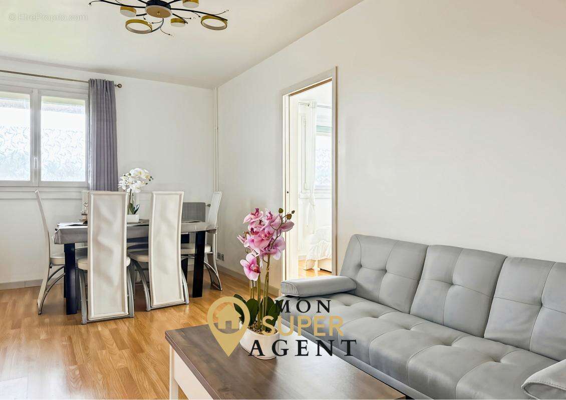 Appartement à MELUN