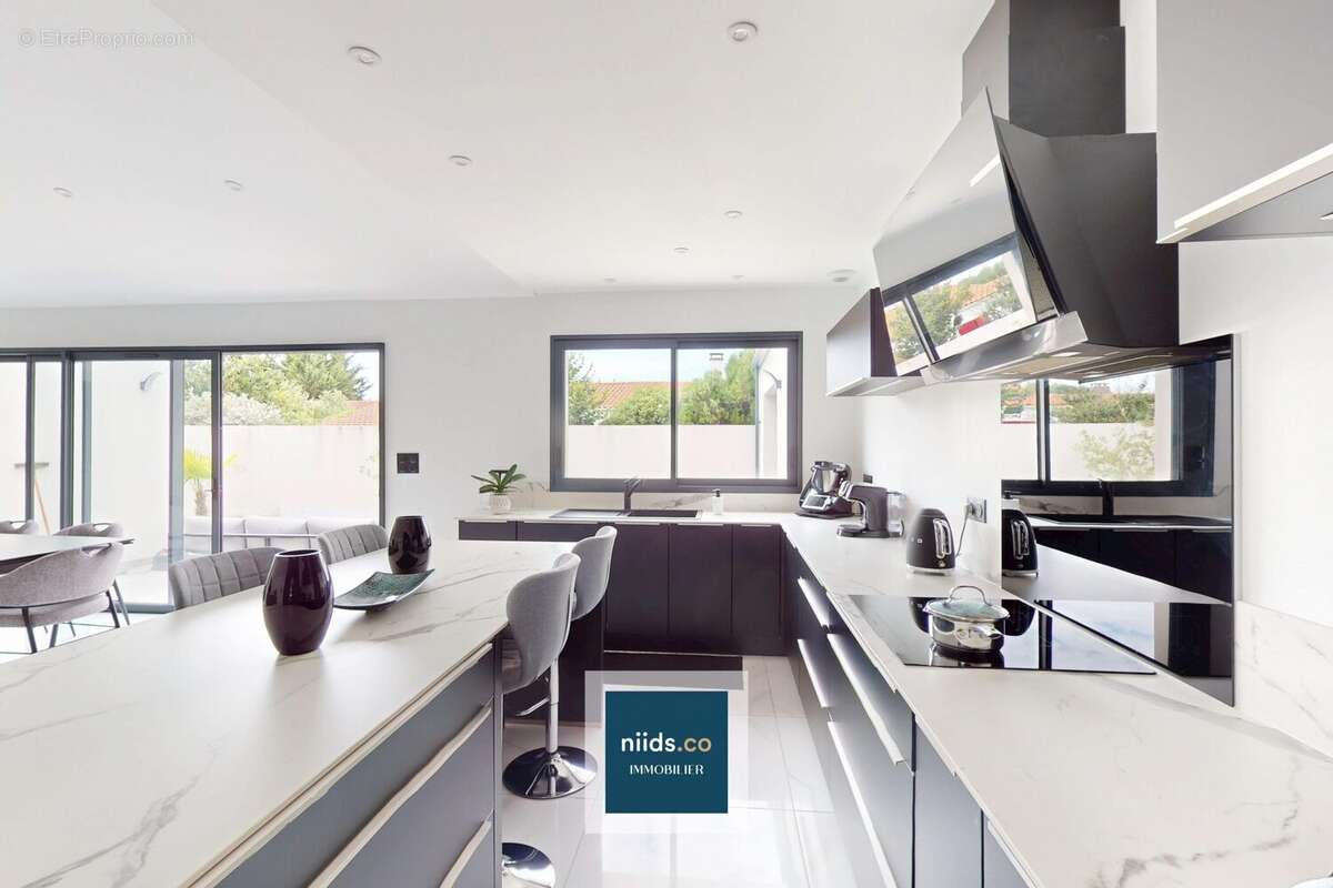 Maison à NIEUL-SUR-MER