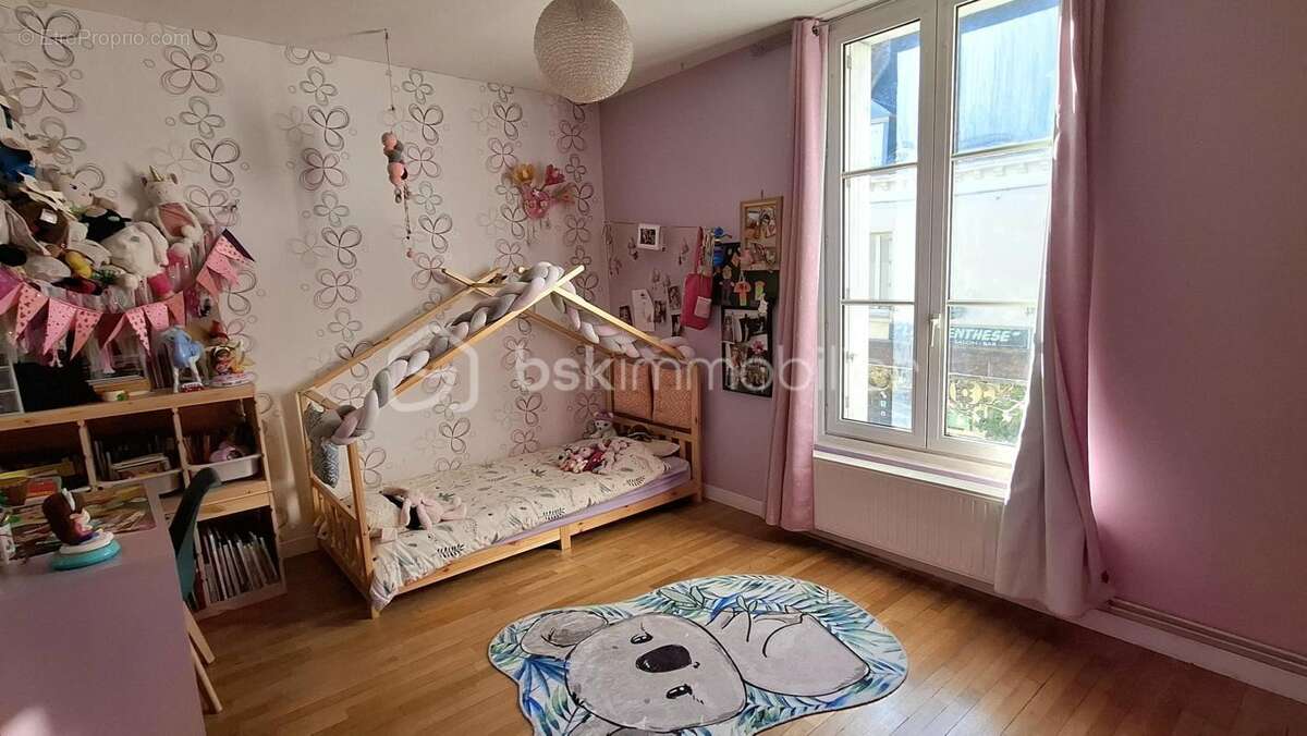 Maison à CHATEAU-RENAULT