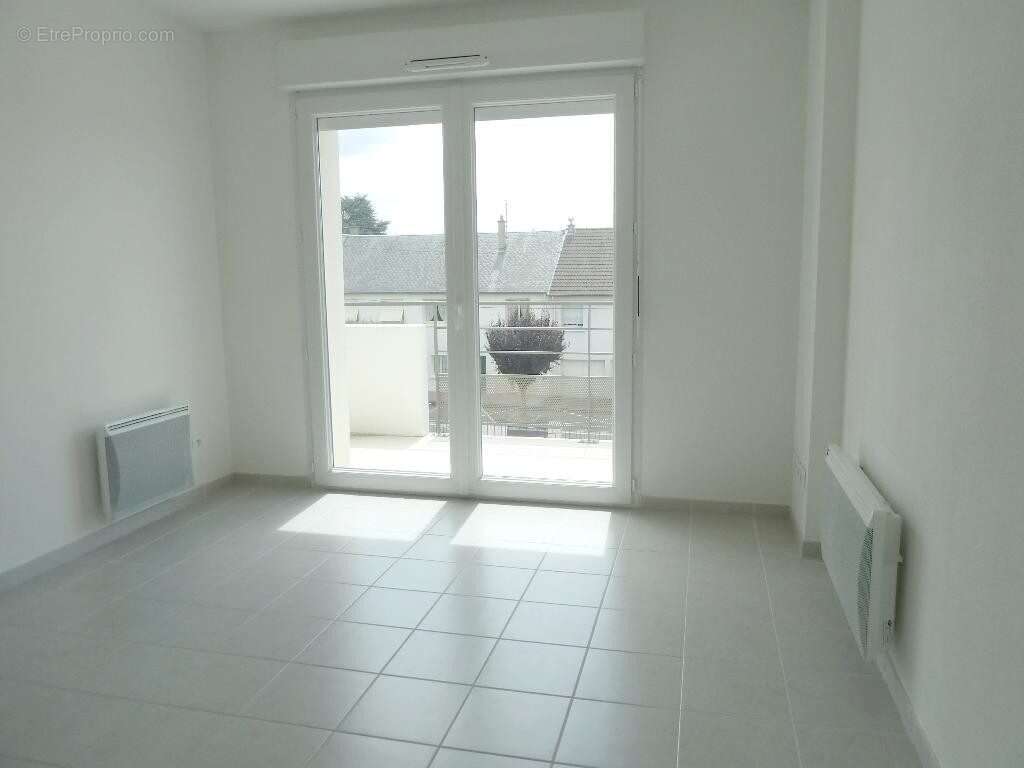 Appartement à LA CHAUSSEE-SAINT-VICTOR