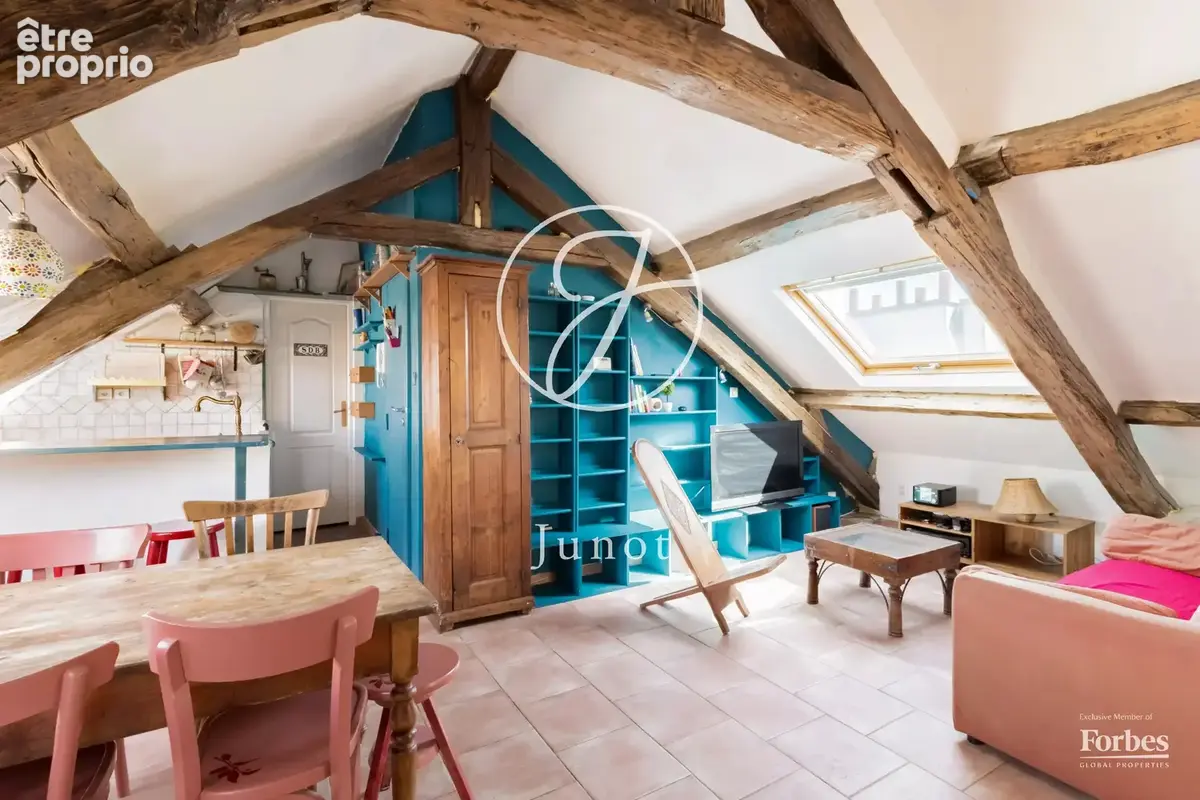 Paris 9e – CHAUSSÉE D’ANTIN / PROVENCE / CITÉ D’ANTIN – Appartement - 3 pièces – 31,75m² Carrez - 63,46m² au sol – 2 espaces nui - photo 3
