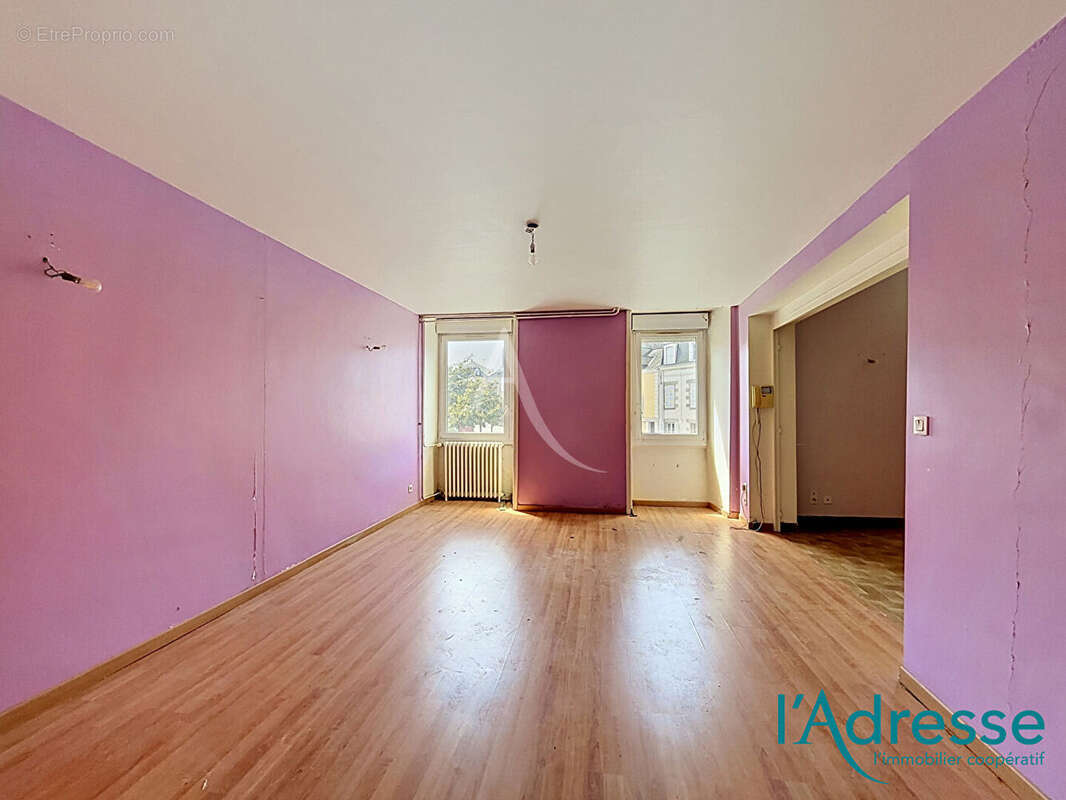 MAYENNE - Centre-ville : Immeuble de 290 m2 - photo 4