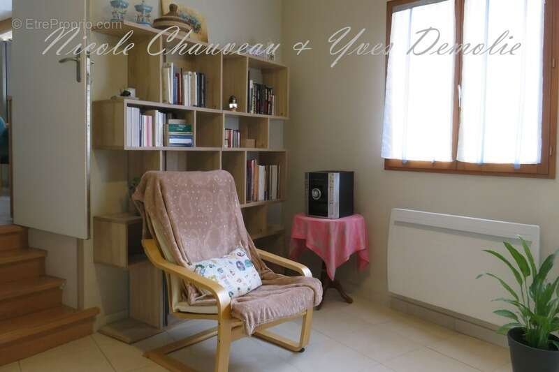 Maison à VERNET-LA-VARENNE