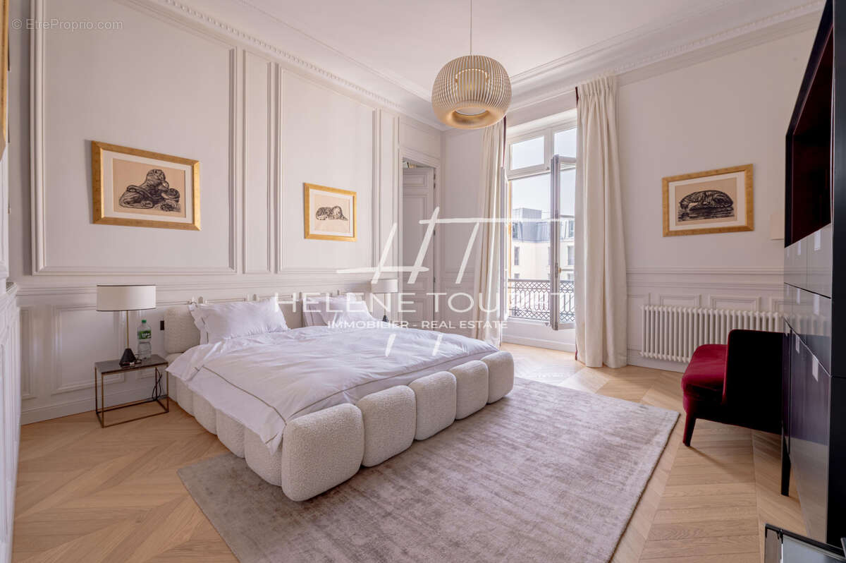 Appartement à PARIS-6E