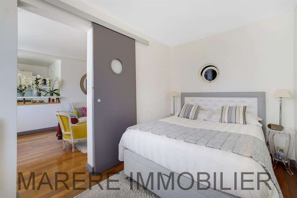 Appartement F2 Père Lachaise, 5ème étage, très lumineux, à rafraichir - photo 8