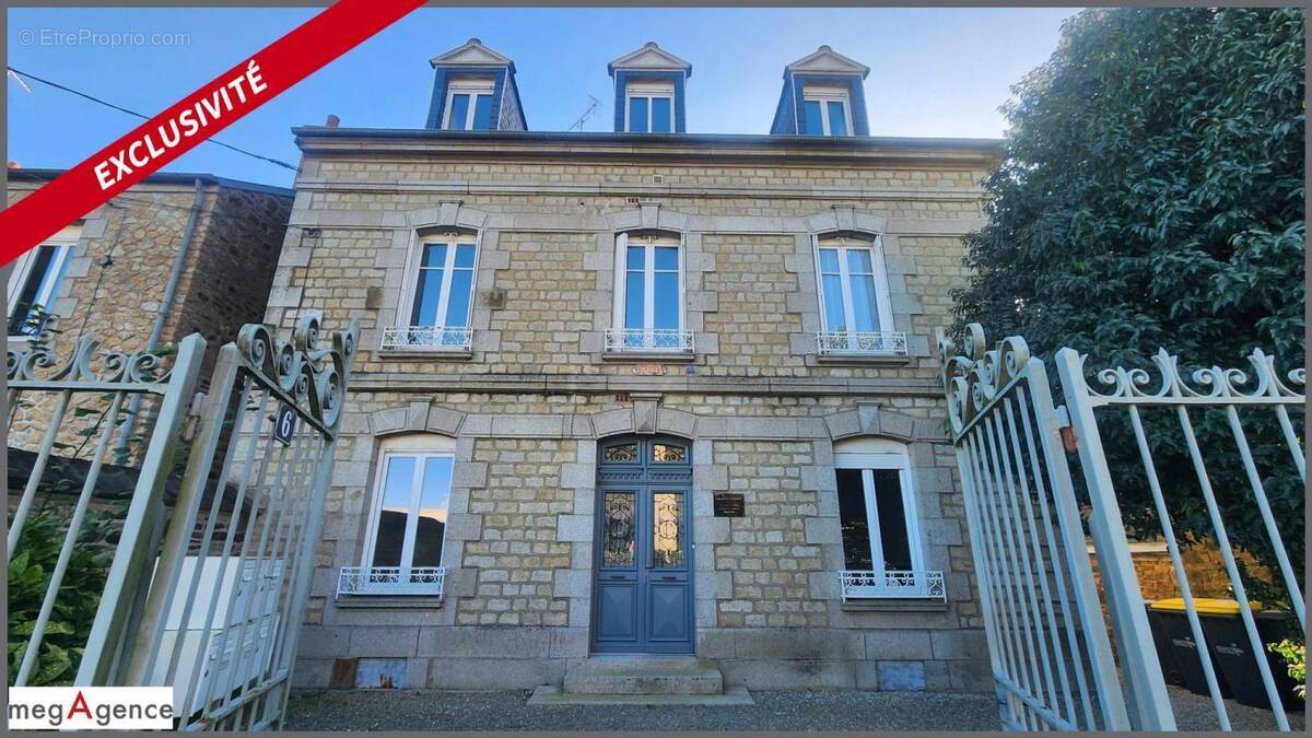 Appartement à FOUGERES