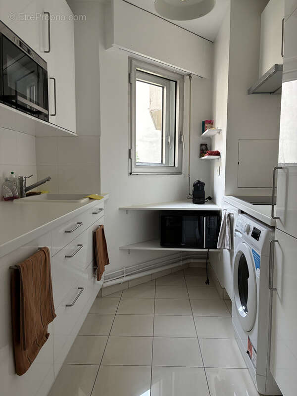 Appartement à PARIS-15E