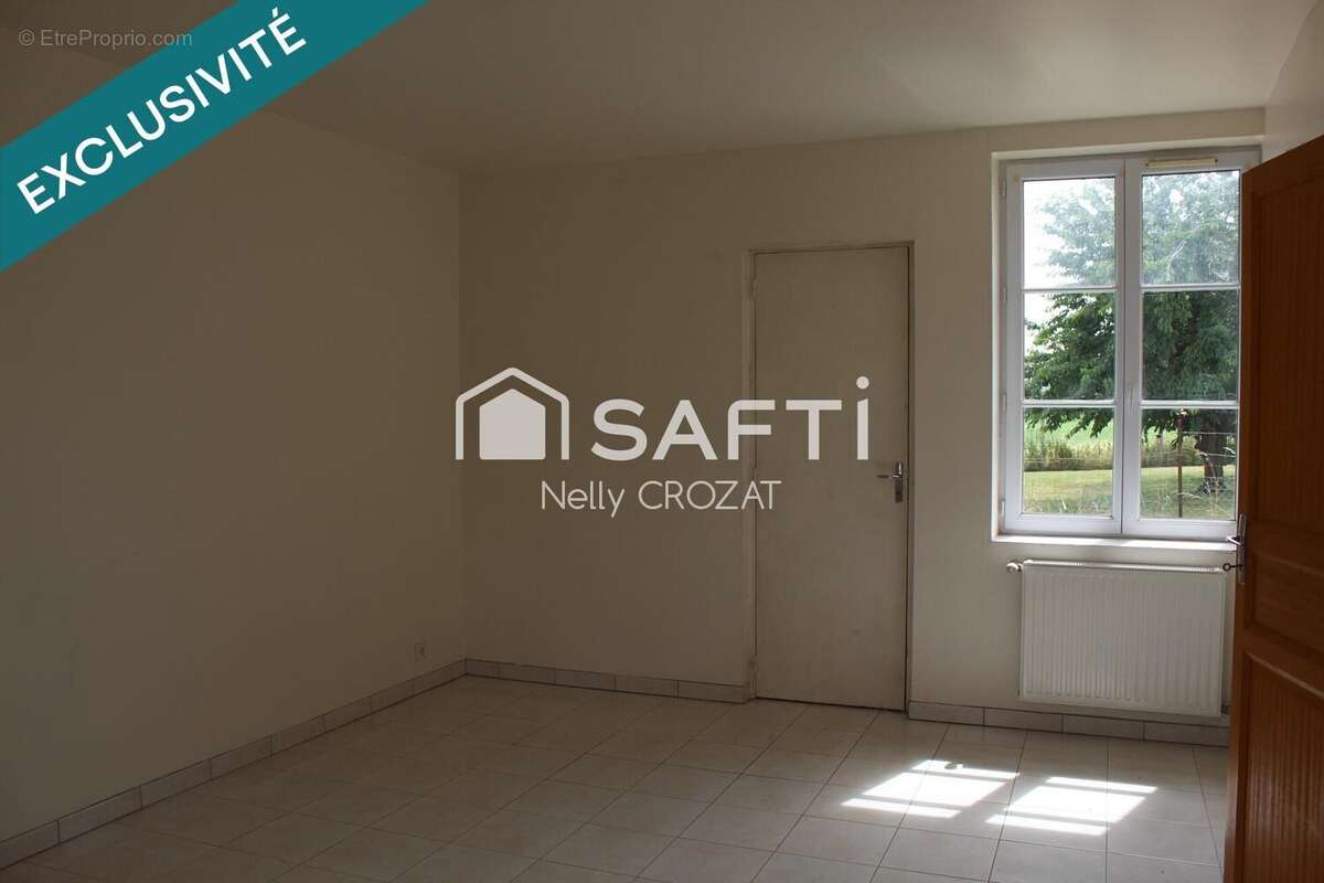 Photo 4 - Maison à NEUILLY-SAINT-FRONT