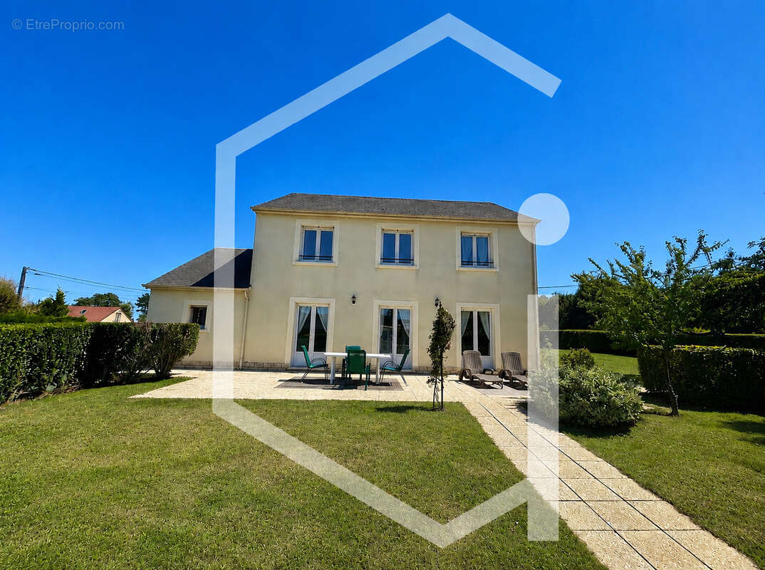 Maison à LA CHARITE-SUR-LOIRE