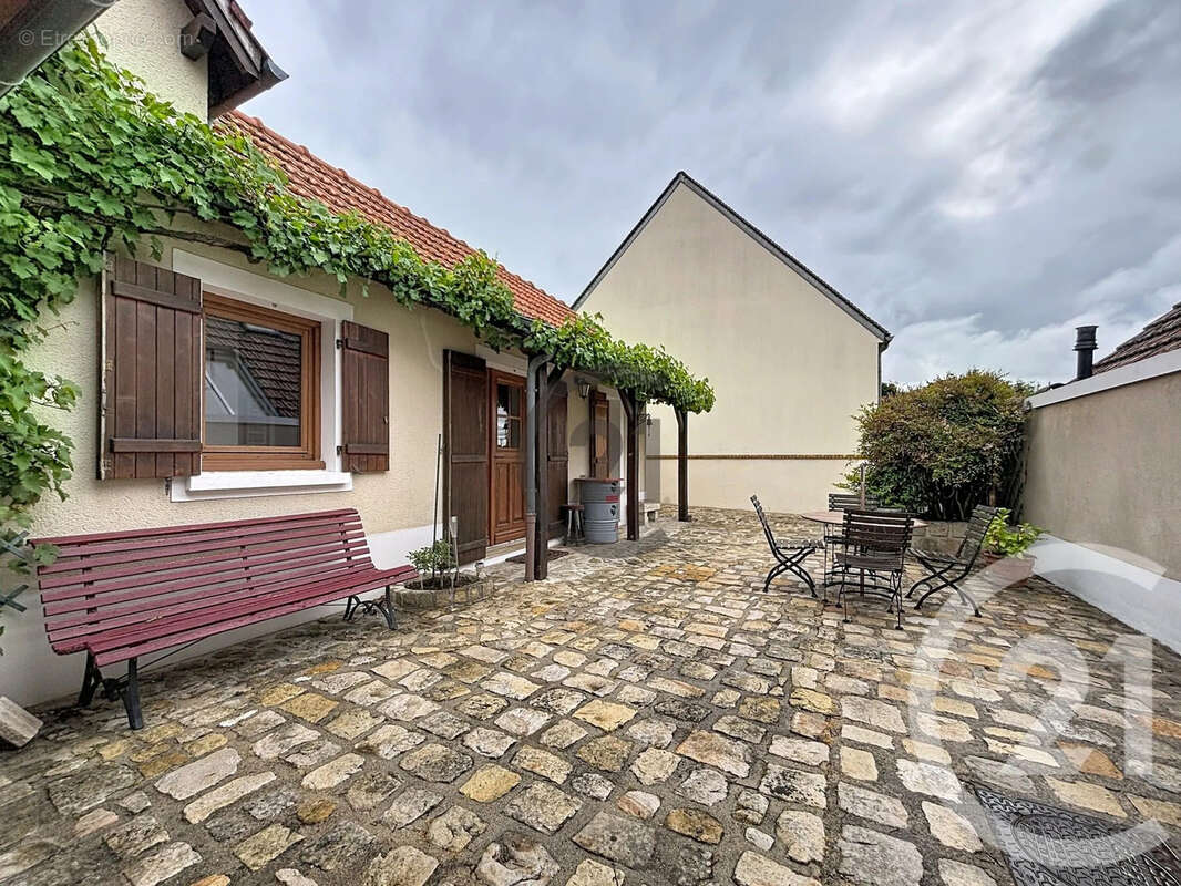 Maison 147 m² à Bourron-Marlotte  - photo 8