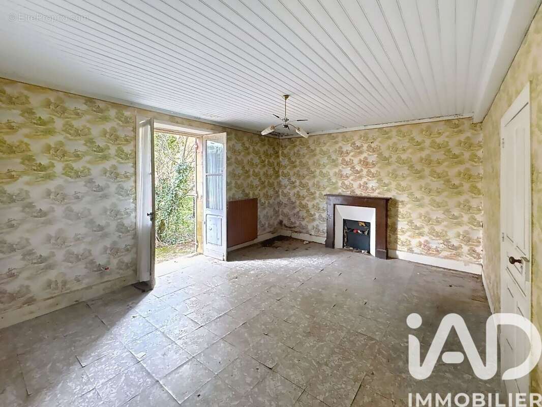 Photo 8 - Maison à LA CHAPELLE-AUBAREIL