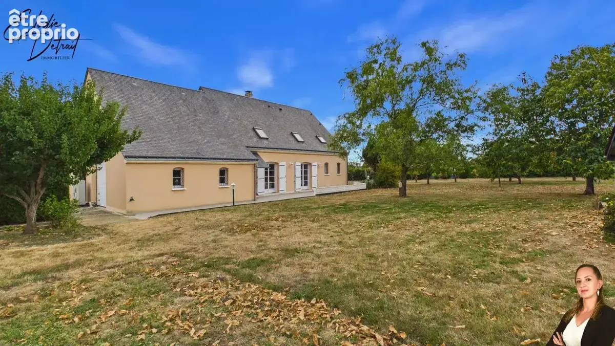 Maison 7 pièces 171 m² à vendre à Lavardin (72240) - photo 2