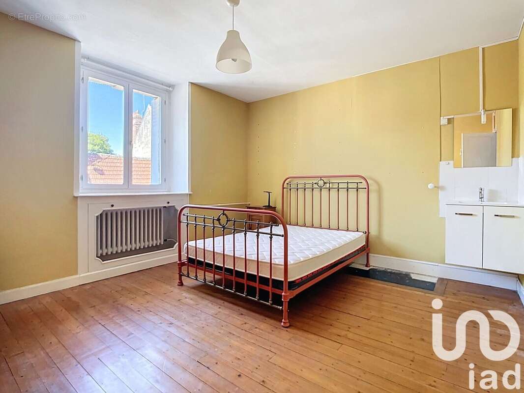 Photo 7 - Maison à VILLERS-COTTERETS