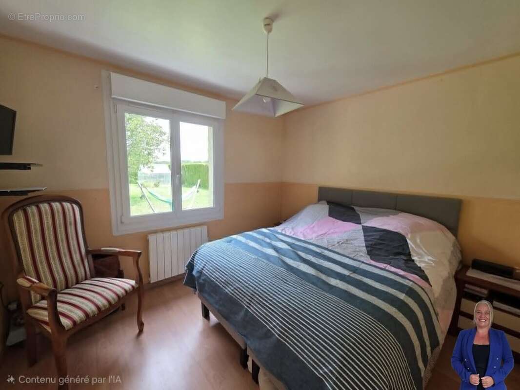 RDC Chambre 1 - Maison à MUIDS