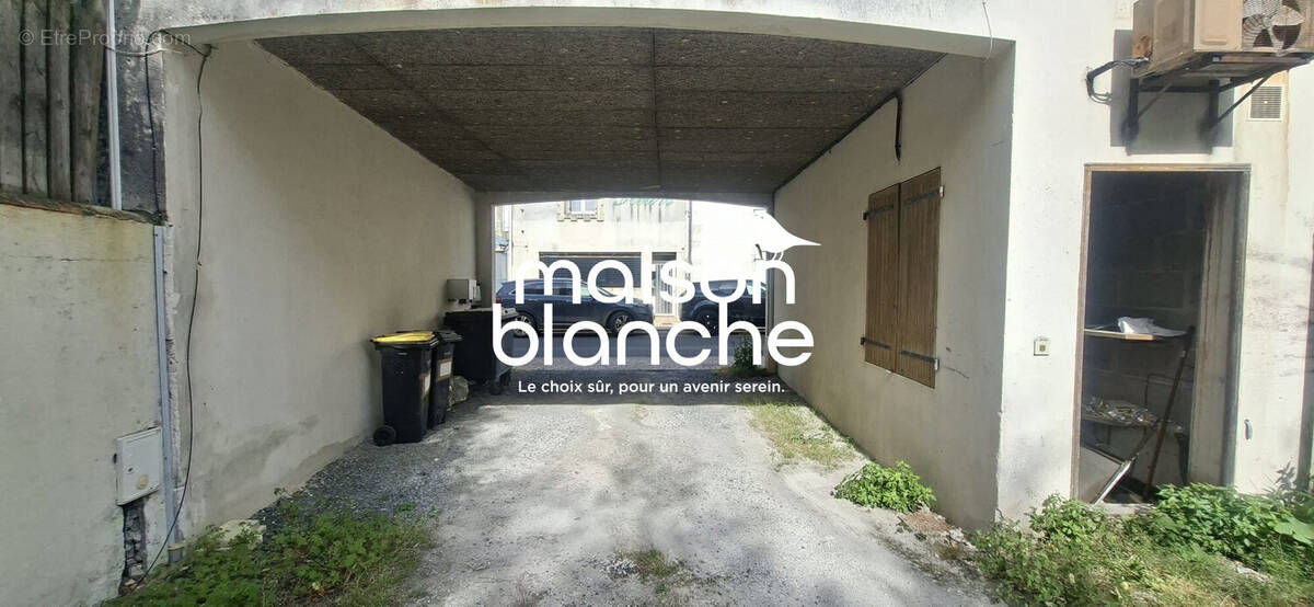 Appartement à AIGREFEUILLE-D'AUNIS