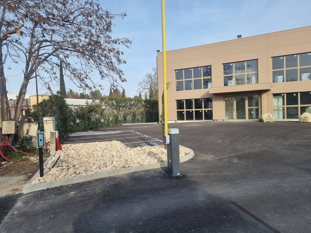 Commerce à CHATEAURENARD