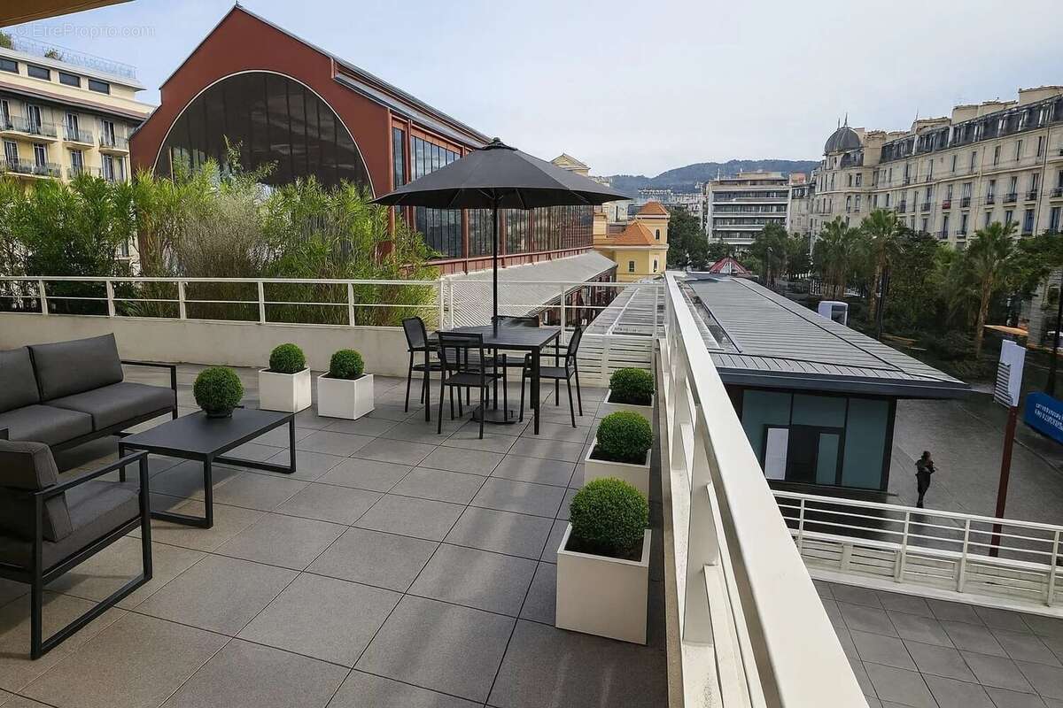 A vendre appartement ou bureau 65 m² avec terrasse 126 m² - nice malaussena - photo 4