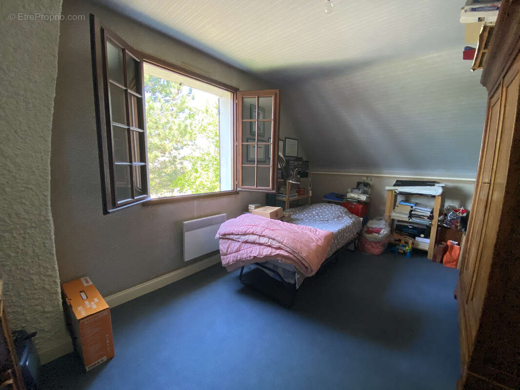 Maison à BUSSY-EN-OTHE