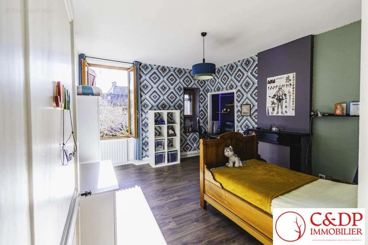 Maison à MONTBAZENS