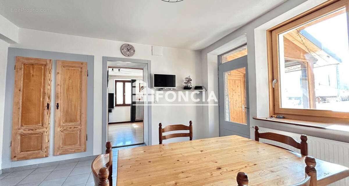 Maison à MAGLAND