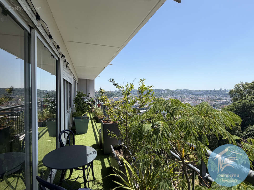Appartement à LYON-9E