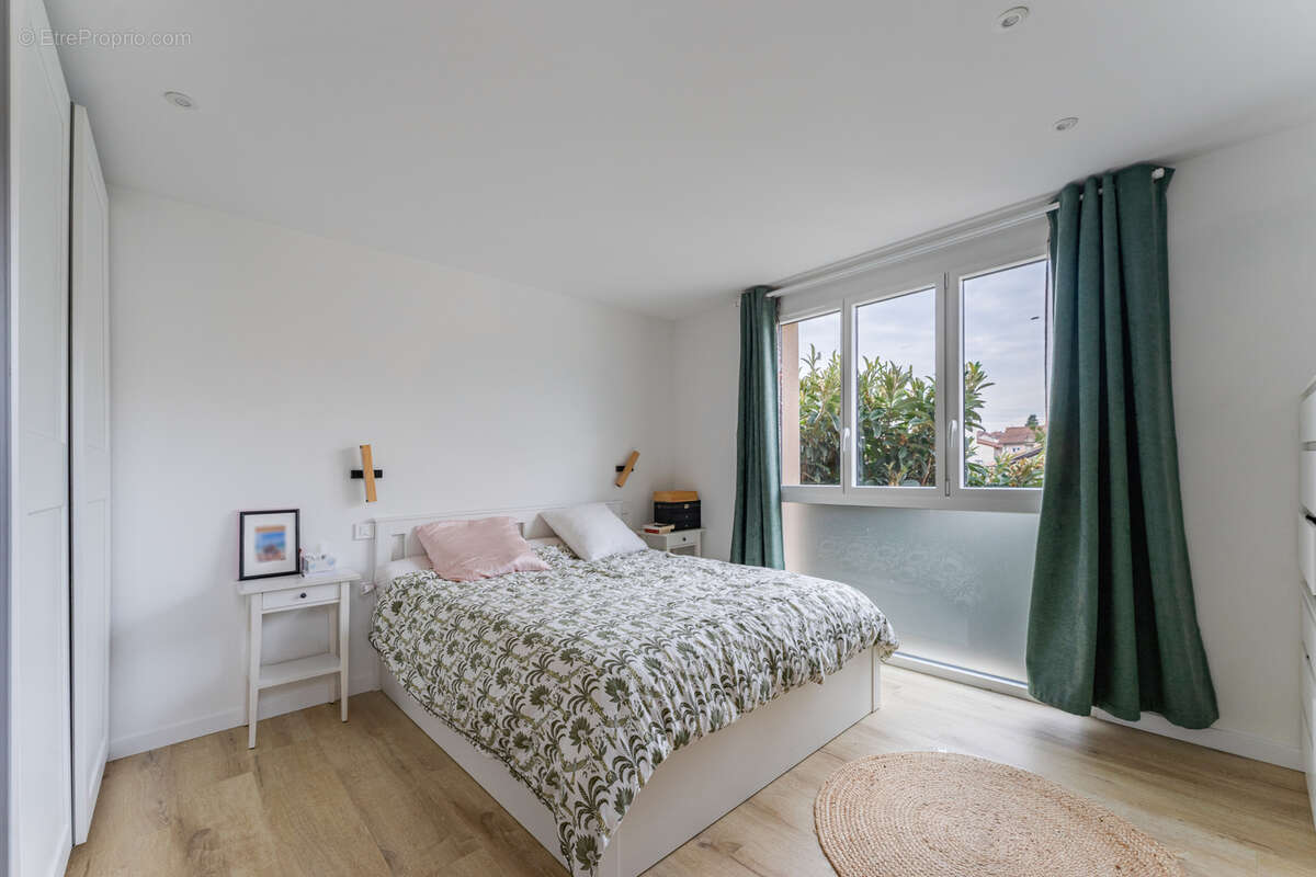 Maison à VILLEURBANNE