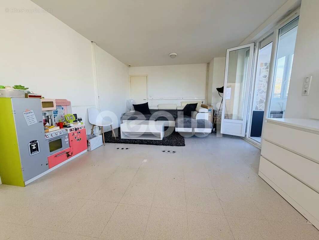 Maison à CHATEAUGAY