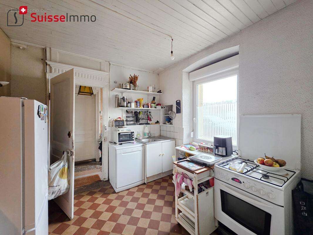 Commerce à L'ISLE-SUR-LE-DOUBS