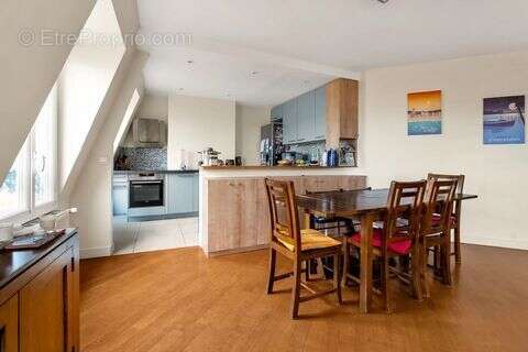 Appartement à PARIS-6E