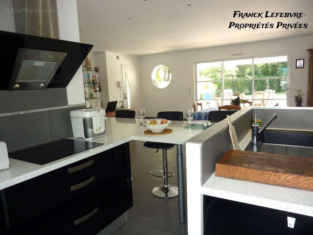 Maison à MONTESCOT