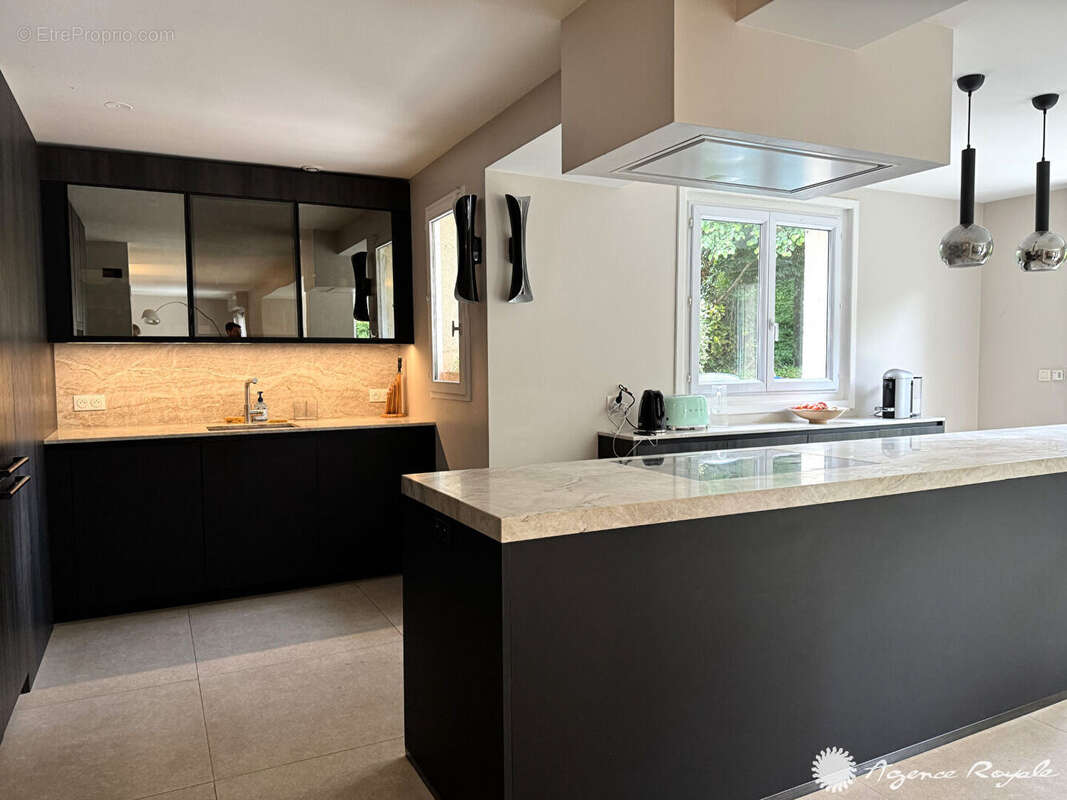 Maison à SAINT-GERMAIN-EN-LAYE