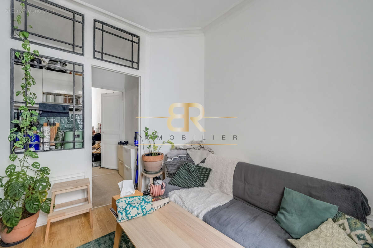 Appartement à PARIS-2E