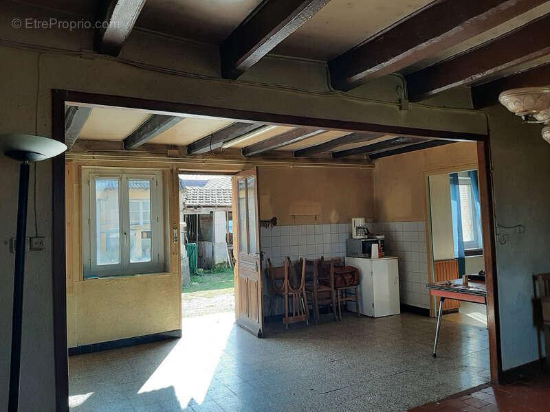 Maison à CLESSY