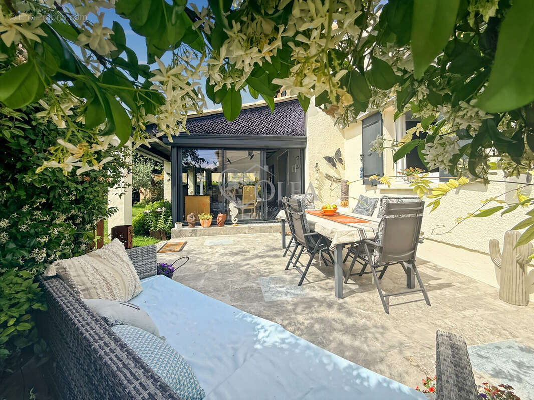Maison à UZES