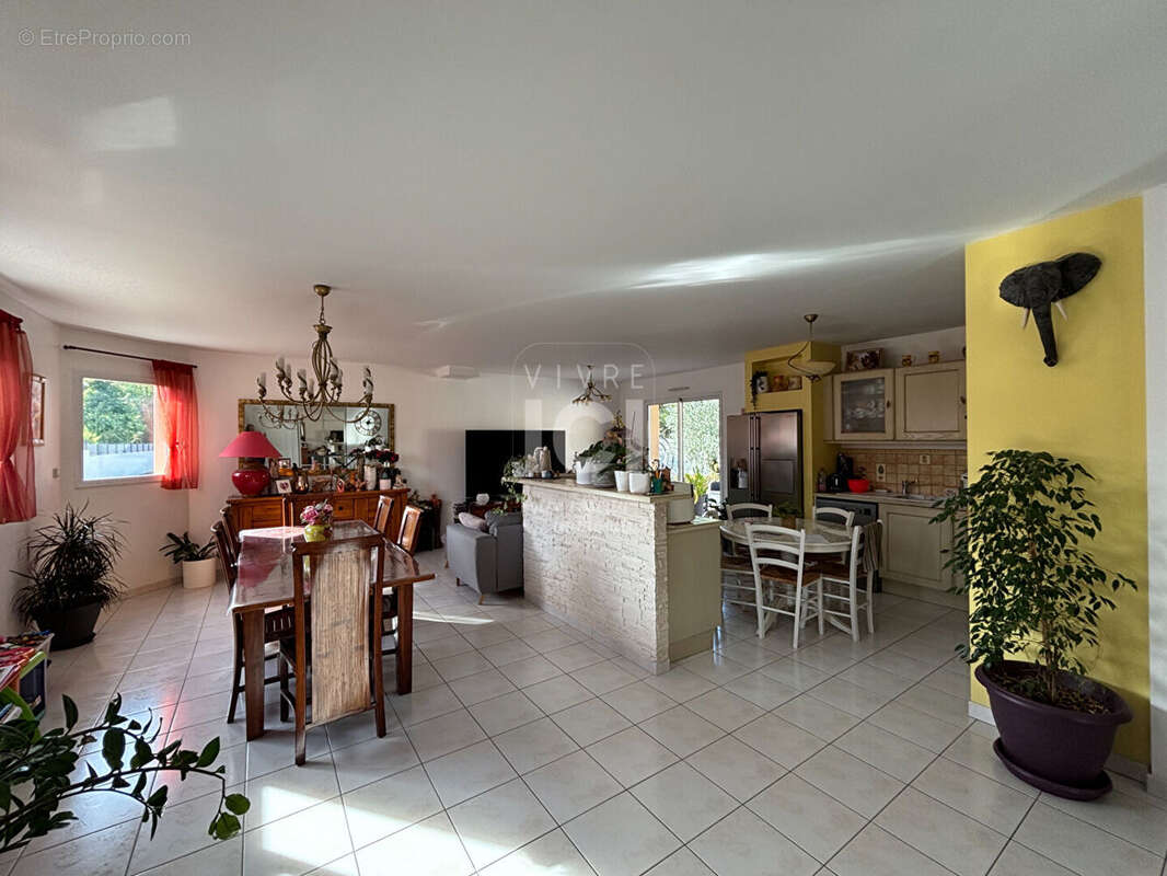 Maison à BOUAYE