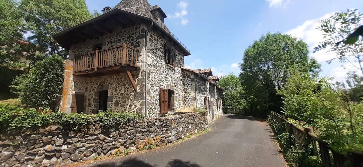 maison de caractère aurillac - photo 13