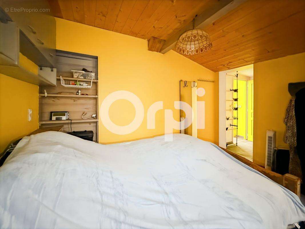 Maison à GROSPIERRES