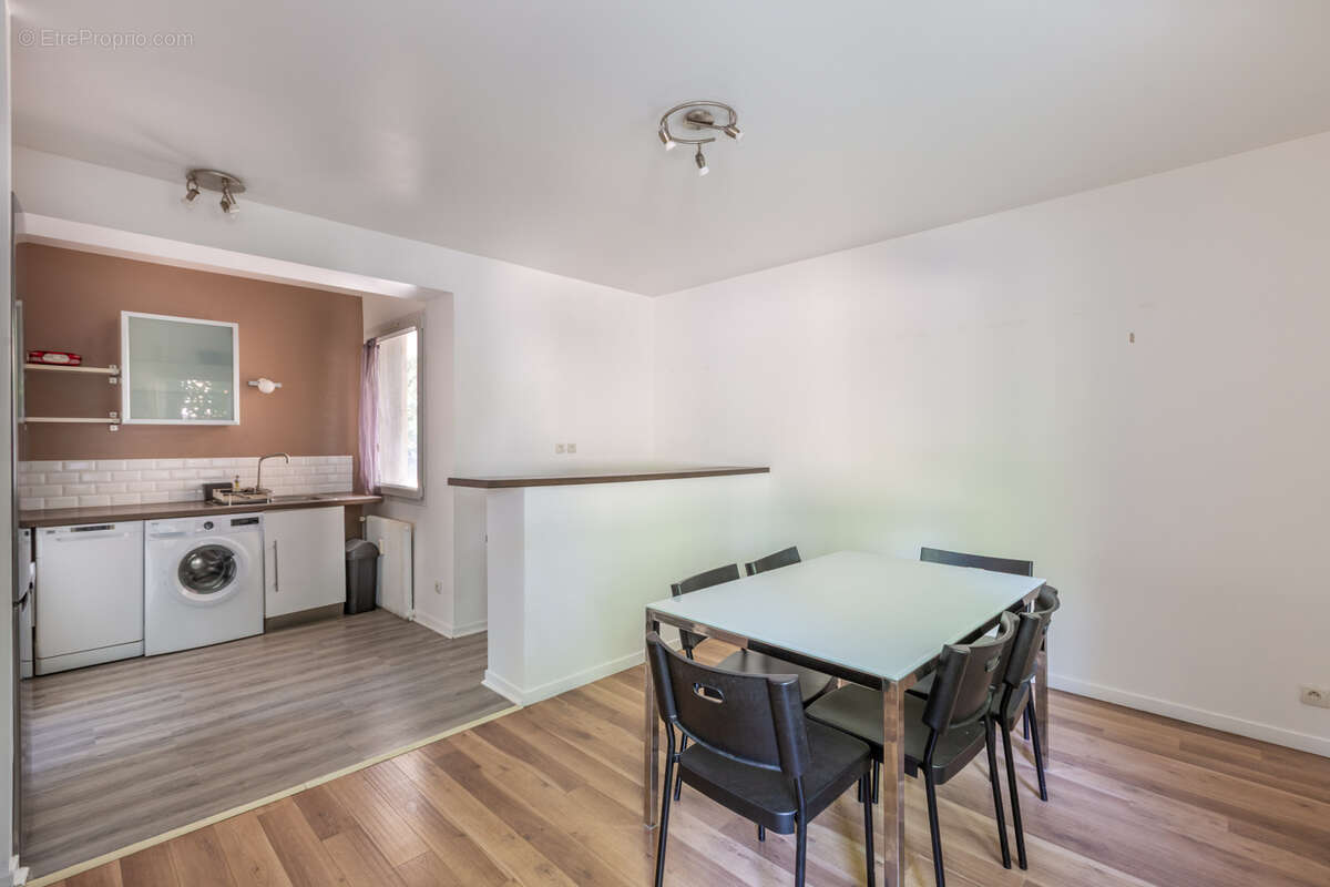 Appartement à LYON-8E